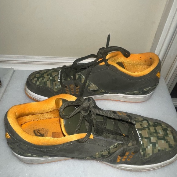 Jordan 1 Flight Low “Digi Camo” Sz 9 - Picture 10 of 11